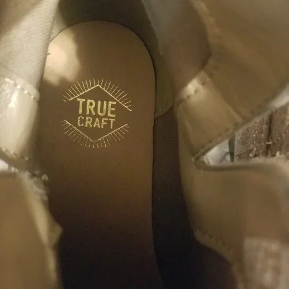 True Craft Java Booties - Picture 2 of 7